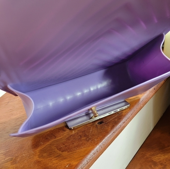 Lavender Jelly Shoulder Bag/Crossbody PVC - Picture 10 of 11